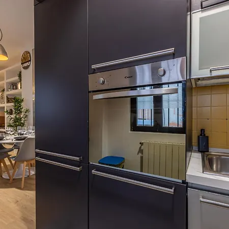 Industrial Loft Near The Centre Of Apartment