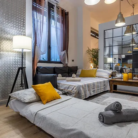 Apartment Industrial Loft Near The Centre Of Milan